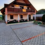 بيت ضيافة Viktoria