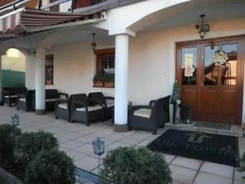 Viktoria Guest house 3*